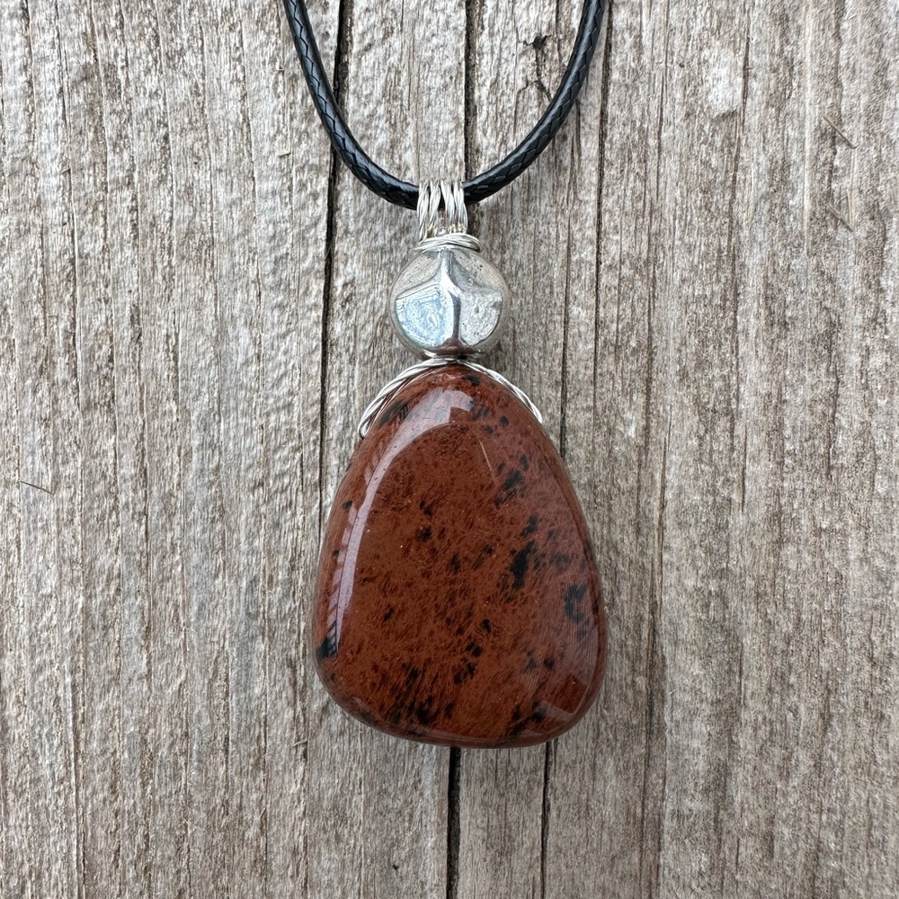 Mahogany Obsidian for Grounding, Releasing Blockages and Growth. 18 Inch Cable.